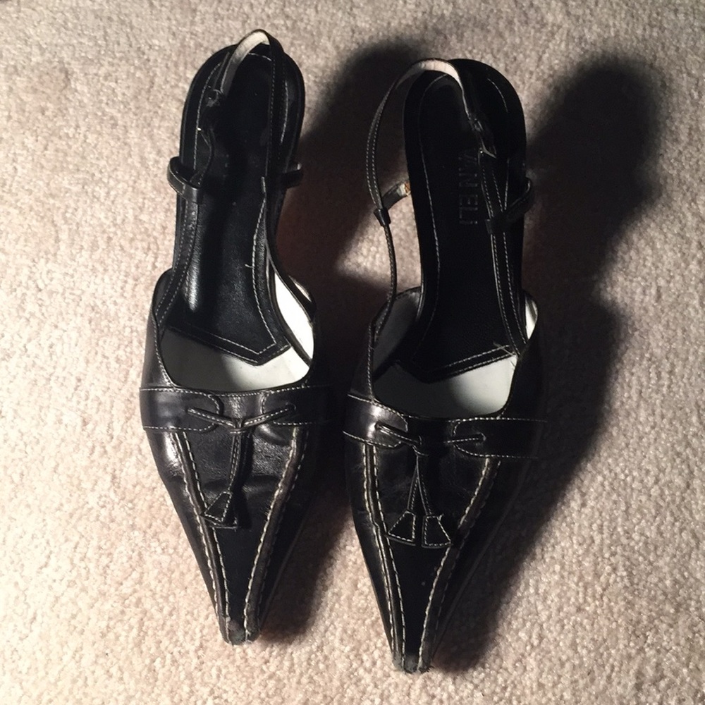 Van Eli Heels